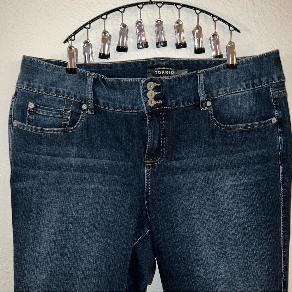torrid Indigo Skinny Jeans - Picture 2 of 11